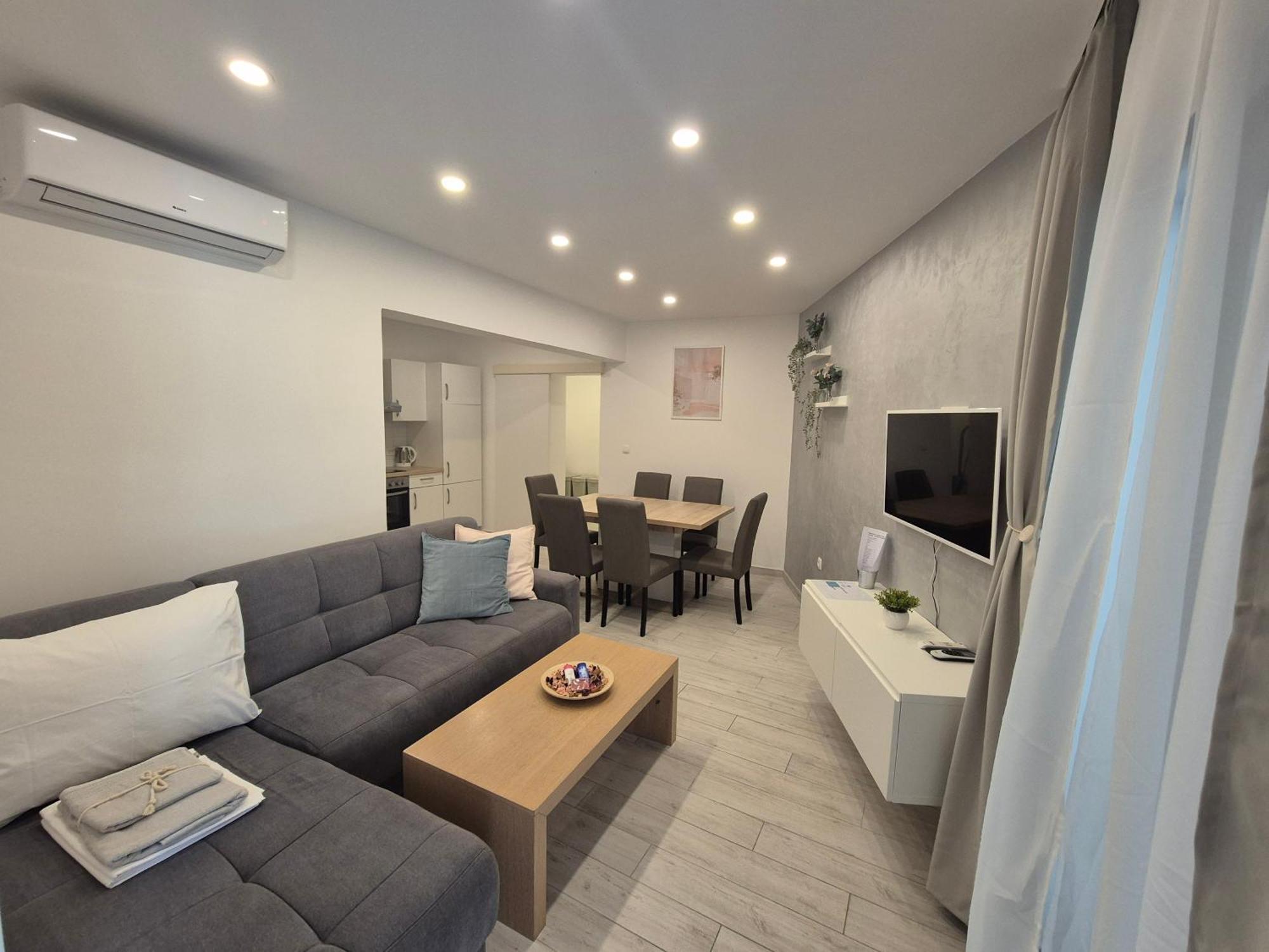 Apartment Rika オミシュ エクステリア 写真